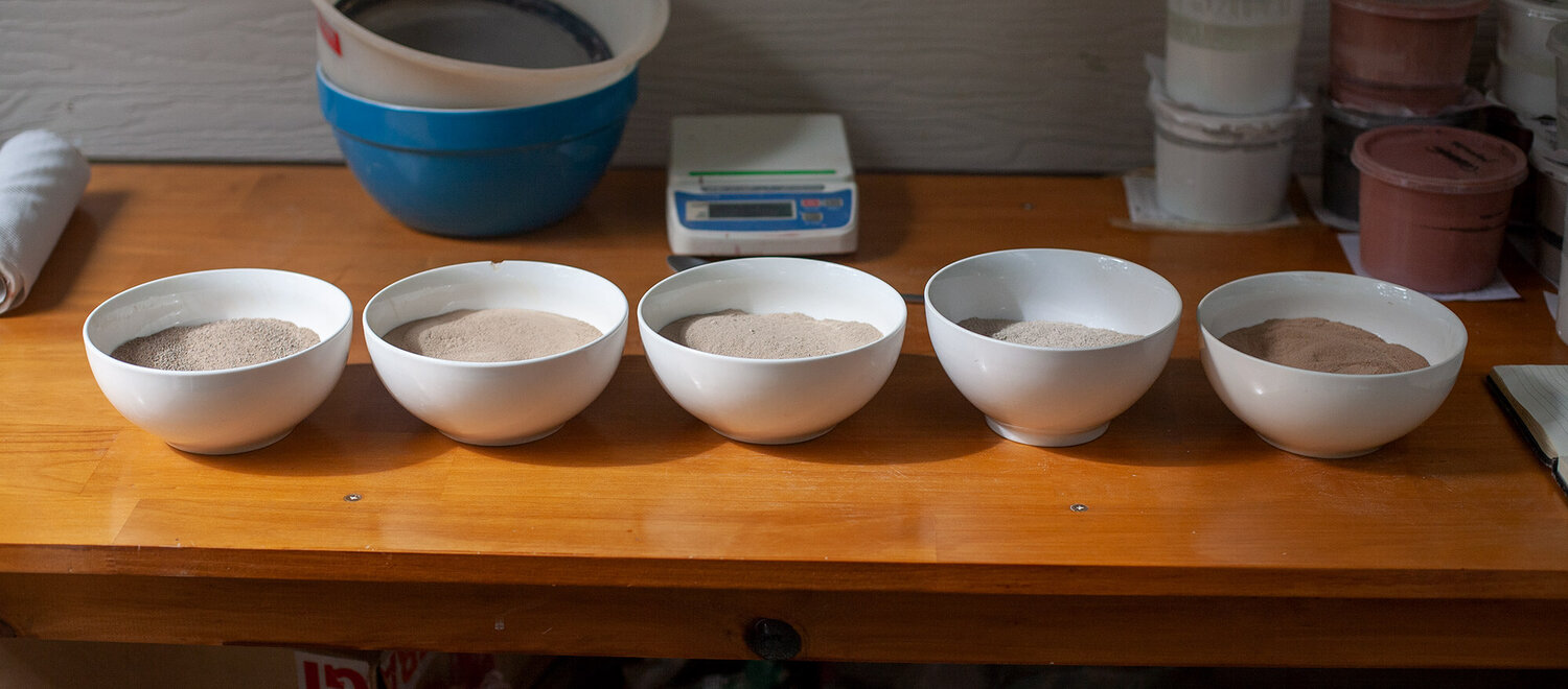 Clay samples mixed in different proportions